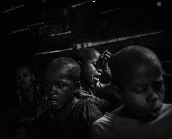 افريقيا : لقطات تقشعر لها الابدان من مدارس لتحفيظ القرآن الكريم صورة رقم 2