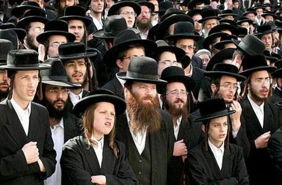 الحريديم.. الفرقة المعتزلة بين اليهود لغتهم الايدش ويتزوجون بنساء طالبان صورة رقم 4