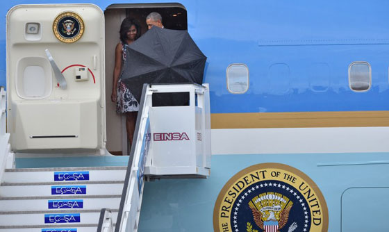 اوباما في كوبا.. لاول مرة منذ 88 عاما رئيس امريكي يطأ الجزيرة الشيوعية صورة رقم 2