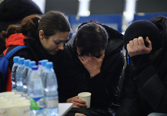 3 مسافرين فاتتهم طائرة فلاي دبي المنكوبة ونجوا من الموت بمعجزة  صورة رقم 1