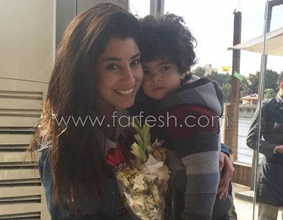 صور فنانات يحتفلن بعيد الام لأول مرة بعد ان انجبن طفلهن الاول صورة رقم 5