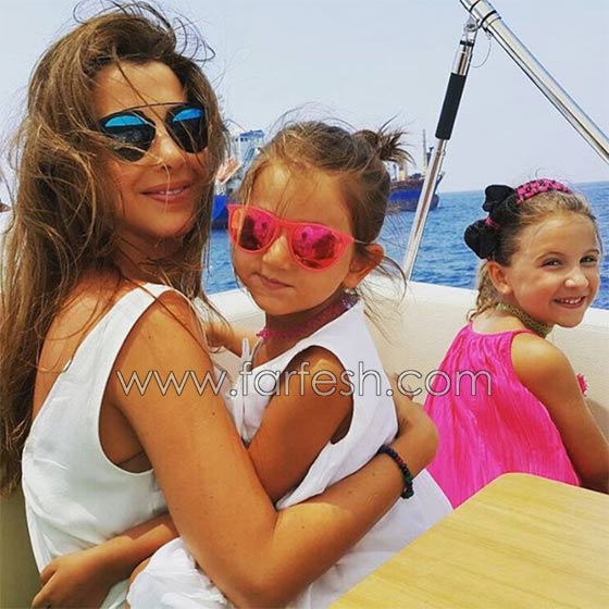 فيديو نانسي عجرم في عيد الام: الامومة أروع ما تشعر به المرأة صورة رقم 1