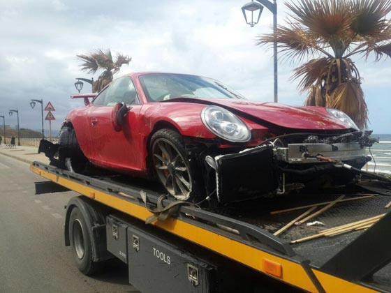 هكذا تحطمت سيارة البورش في لبنان بسبب السرعة الجنونية! شاهد صورة رقم 5 هكذا تحطمت سيارة البورش في لبنان بسبب السرعة الجنونية! شاهد صورة رقم 5