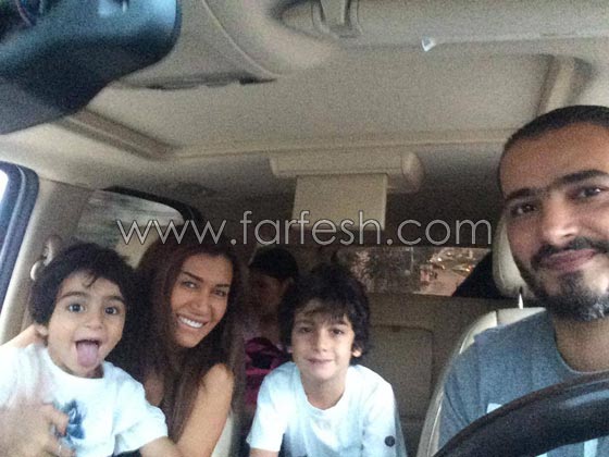 طليق نادين الراسي يتلاعب بها ويثير غضبها بصورته وهو يستحم مع ولديه صورة رقم 2
