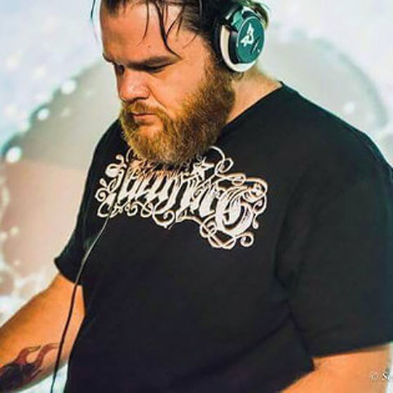  اعتقال امريكي استعار شريط فيديو قبل 14 سنة ولم يعيده صورة رقم 1