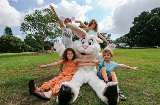  صور حول العالم: كيف يحتفل المسيحيون بعيد الفصح؟  صورة رقم 1