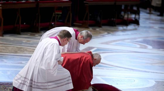  صور حول العالم: كيف يحتفل المسيحيون بعيد الفصح؟  صورة رقم 19