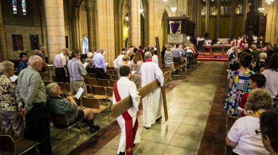  صور حول العالم: كيف يحتفل المسيحيون بعيد الفصح؟  صورة رقم 20