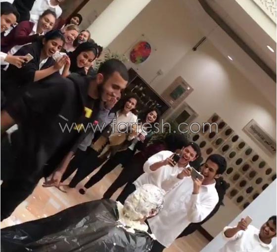  فيديو فاهد الهاجري ابن احلام يضرب مدير مدرسته بالكيك يثير استياء ونقدا ليس في محله! صورة رقم 2