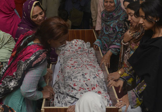  فصح تعيس بباكستان.. 70 قتيلا بينهم اطفال في تفجير خلال احتفال بالفصح صورة رقم 5