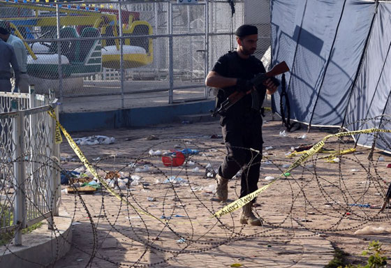  فصح تعيس بباكستان.. 70 قتيلا بينهم اطفال في تفجير خلال احتفال بالفصح صورة رقم 6