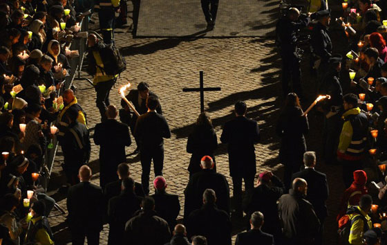 في رسالة القيامة.. بابا الفاتيكان يواجه الارهاب بالمحبة والامل صورة رقم 3