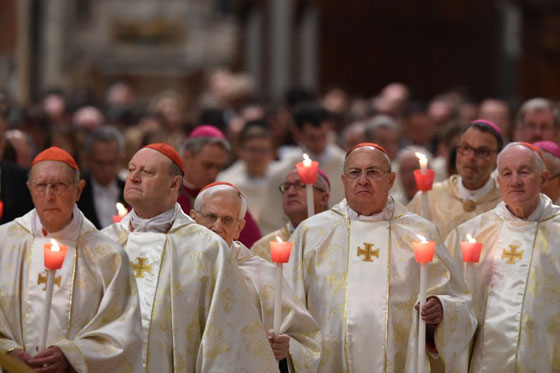 في رسالة القيامة.. بابا الفاتيكان يواجه الارهاب بالمحبة والامل صورة رقم 12