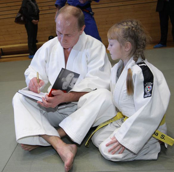 هل ينزل رئيس الوزراء الكندي الرئيس الروسي عن عرش اللياقة في العالم؟ صورة رقم 12