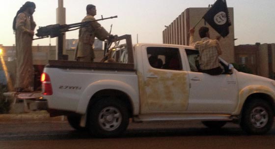 كيف تسربت سيارات تويوتا الى داعش؟ وعددها يفوق عدد المقاتلين! صورة رقم 3