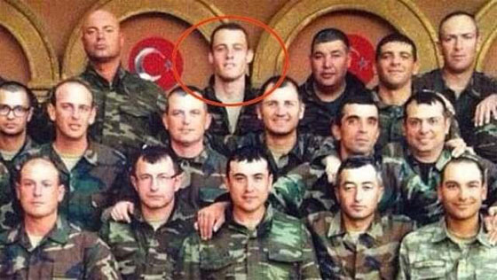تعرف على نجوم اتراك التحقوا بالعسكرية بشجاعة، بينما دفع غيرهم لاعفائهم من الخدمة!  صورة رقم 10