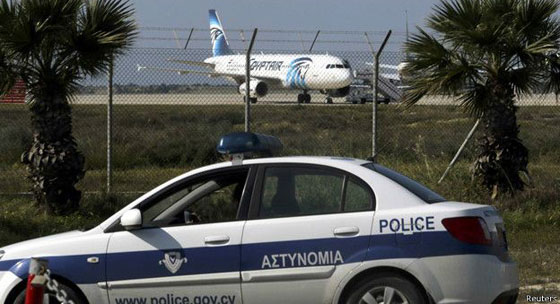 التقاط صورة في المصرية المختطفة يقيم الدنيا ولا يقعدها صورة رقم 2 التقاط صورة في المصرية المختطفة يقيم الدنيا ولا يقعدها صورة رقم 2