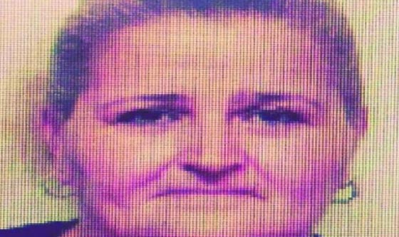 العالم شاهدها مموهةً.. زوجة خاطف الطائرة المصرية في اول صورة لها صورة رقم 2