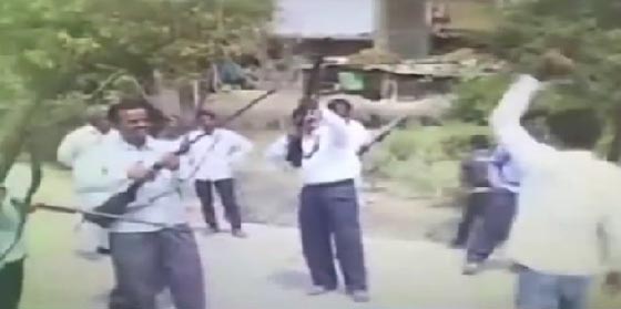 عرس في الهند يتحول الى ماساة.. مصرع والد العريس برصاص احد الضيوف!! صورة رقم 1