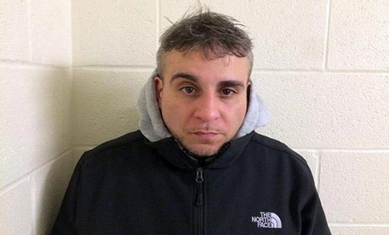 فيرمونت: كلب يكتشف وجود 1428 كيسا من الهروين في معدة رجل!! صورة رقم 2