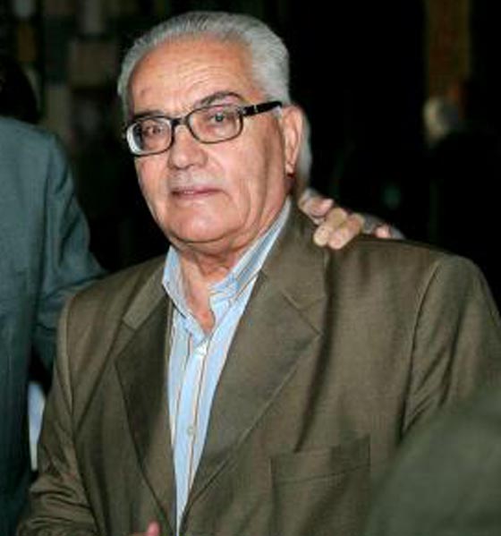  نجل مدير آثار تدمر يبحث عن جثة والده الذي اعدمه داعش بقطع الرأس  صورة رقم 2