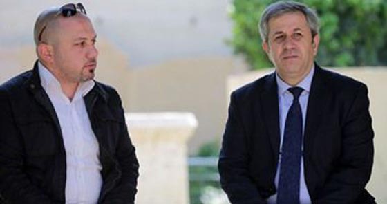  نجل مدير آثار تدمر يبحث عن جثة والده الذي اعدمه داعش بقطع الرأس  صورة رقم 1