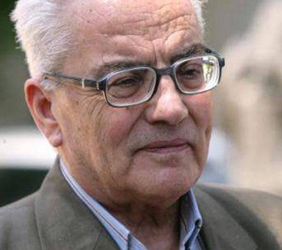  نجل مدير آثار تدمر يبحث عن جثة والده الذي اعدمه داعش بقطع الرأس  صورة رقم 9