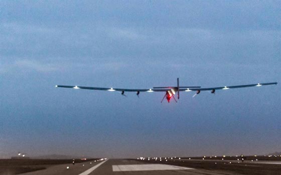 الطائرة الشمسية تستأنف رحلتها بعد اسبوعين بدون قطرة وقود! صورة رقم 8