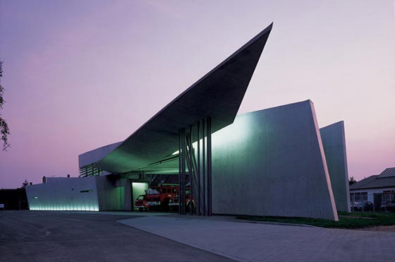  الموت يغيب رائدة الهندسة المعمارية العراقية زها حديد في فلوريدا صورة رقم 19