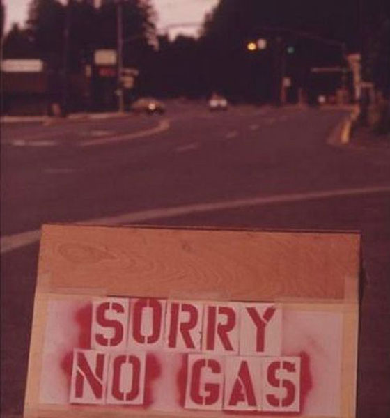 21 صورة تظهر ما حدث في امريكا عندما قطعت السعودية عنها البترول صورة رقم 13