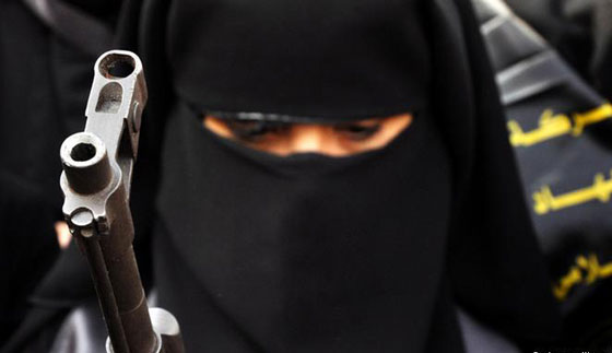 نساء مقاتلات في الجيش.. الضلع القاصر يثبت انه ضلع قادر! صورة رقم 2