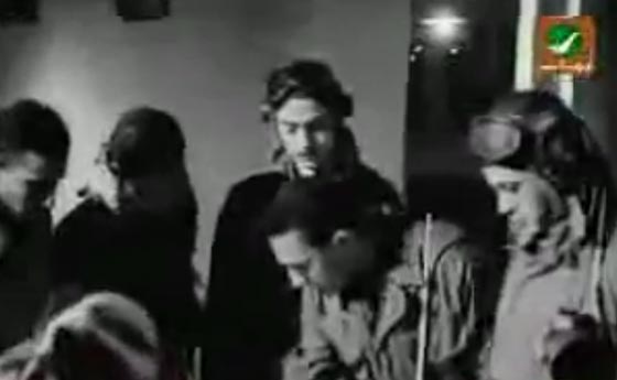 شاهد الرئيس الأسبق مبارك بدور كومبارس في فيلم ممنوع من العرض! صورة رقم 3