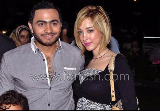 سيلفي بسمة بوسيل مع تامر حسني امام حمام السباحة  صورة رقم 5