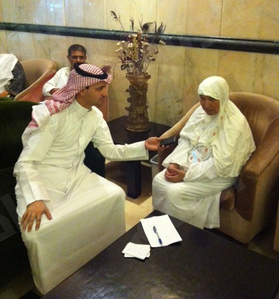 عجوز تونسية تستعيد بصرها وهي تكثر الدعاء على صعيد عرفات صورة رقم 2