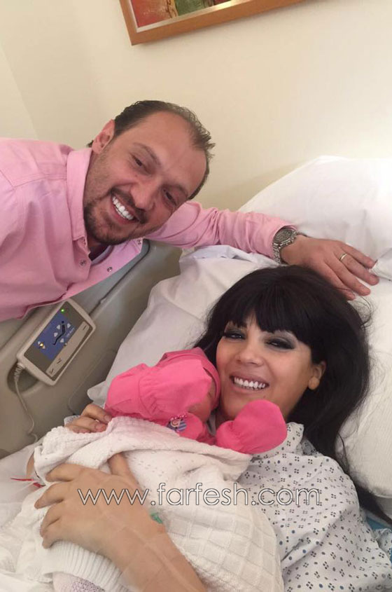صور: نادين سلامة مع طفلتها (انابيلا)، فهل ستعتزل الفن؟ صورة رقم 1