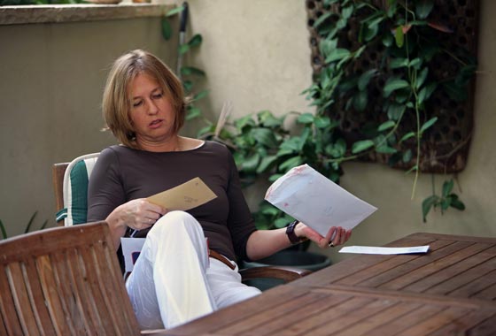 تسيبي لفني تتخلص من مرض انقص لمناعة ..بنفي رسمي صورة رقم 1