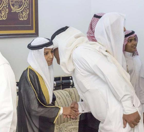 صور وفيديو: اصغر عريس في السعودية طالب عمره 16 عاما صورة رقم 2