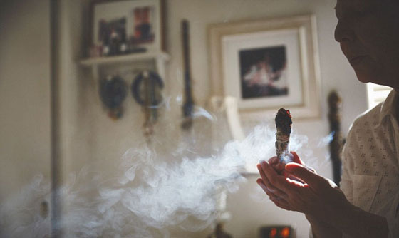 هكذا تساعد راهبات الماريجوانا الناس بشكل مختلف ويحظين بالمغفرة صورة رقم 10