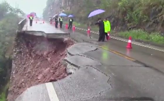  فيديو.. اشخاص كتب لهم عمر جديد بعد ان شارفوا على الموت المحقق صورة رقم 5