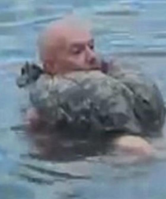  قصة اشبه بالخيال.. حوت يبتلع صيادا اثناء عاصفة ويقذفه حيا بعد 3 ايام صورة رقم 1