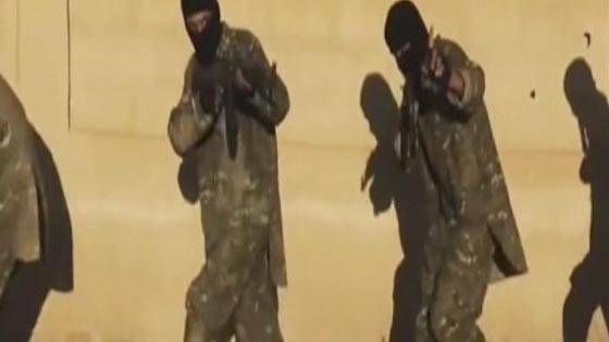 داعش يفرج عن آخر 170 عاملا سوريا بعدما اختطف 300 منهم صورة رقم 1