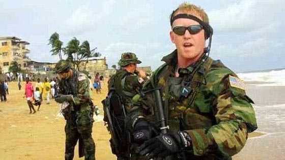  اعتقال قاتل بن لادن وهو يقود سيارته سكران صورة رقم 1