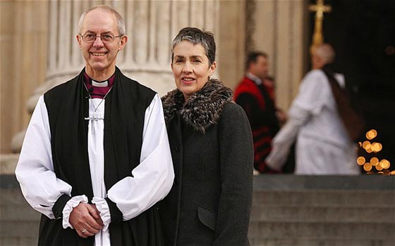 زعيم الكنيسة الانجليكانية يعترف بانه ابن غير شرعي وامه تكشف الحقيقة صورة رقم 8 زعيم الكنيسة الانجليكانية يعترف بانه ابن غير شرعي وامه تكشف الحقيقة صورة رقم 8