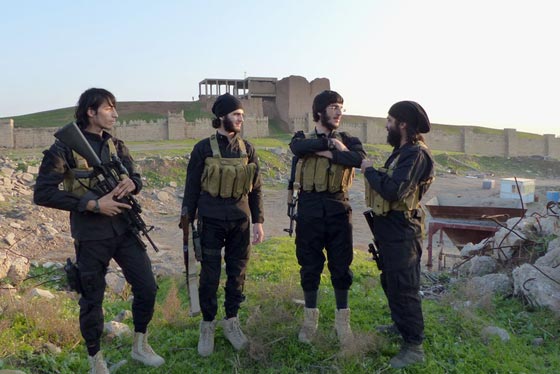 صحفي الماني وابنه داخل معقل داعش: الحياة في الرقة تبدو طبيعية! صورة رقم 9