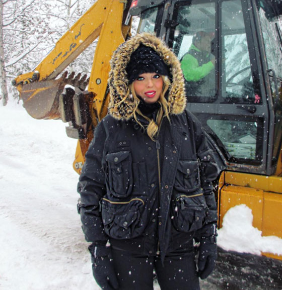 تعرف على الحسناء تيفاني احدى بنات ترامب فائقة الجمال.. صور صورة رقم 15