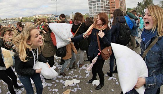 دونالد ترامب اخطبوط مثير للجدل واذرعه تمتد حول العالم.. صور صورة رقم 5 دونالد ترامب اخطبوط مثير للجدل واذرعه تمتد حول العالم.. صور صورة رقم 5