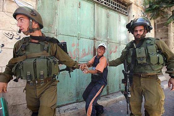 اطفال فلسطين في سجون اسرائيل.. انتهاكات وجرائم يندى لها الجبين صورة رقم 1 اطفال فلسطين في سجون اسرائيل.. انتهاكات وجرائم يندى لها الجبين صورة رقم 1