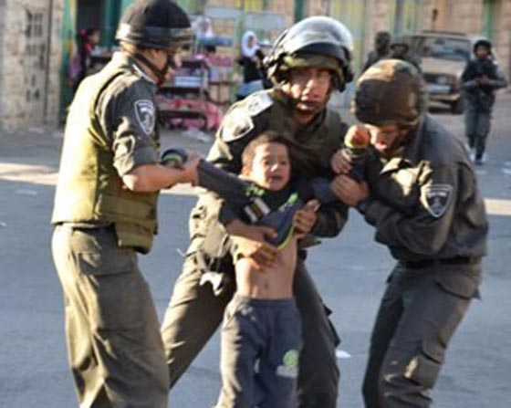 اطفال فلسطين في سجون اسرائيل.. انتهاكات وجرائم يندى لها الجبين صورة رقم 6 اطفال فلسطين في سجون اسرائيل.. انتهاكات وجرائم يندى لها الجبين صورة رقم 6