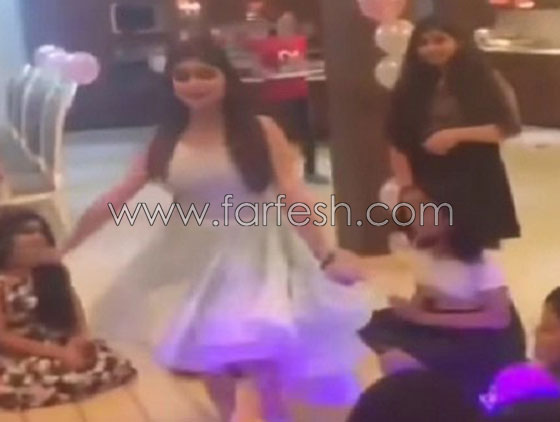 فيديو رقص حلا الترك على اغنية هلا بالعيال، بين معجبين ومنتقدين صورة رقم 1
