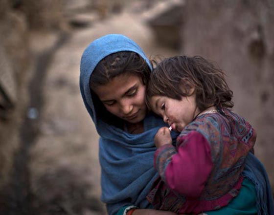 الغموض يكتنف اختفاء آلاف الاطفال اللاجئين في اوروبا.. معظمهم من سوريا صورة رقم 10 الغموض يكتنف اختفاء آلاف الاطفال اللاجئين في اوروبا.. معظمهم من سوريا صورة رقم 10